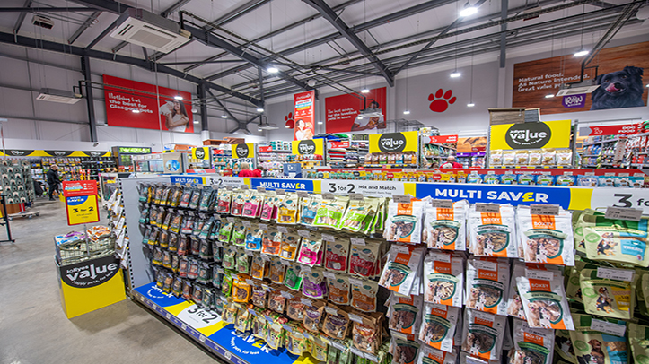 Jollyes pet sales food store